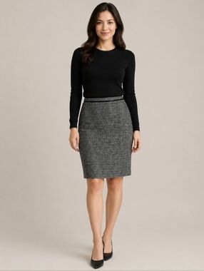 Studio petites boucle Skirt size 10